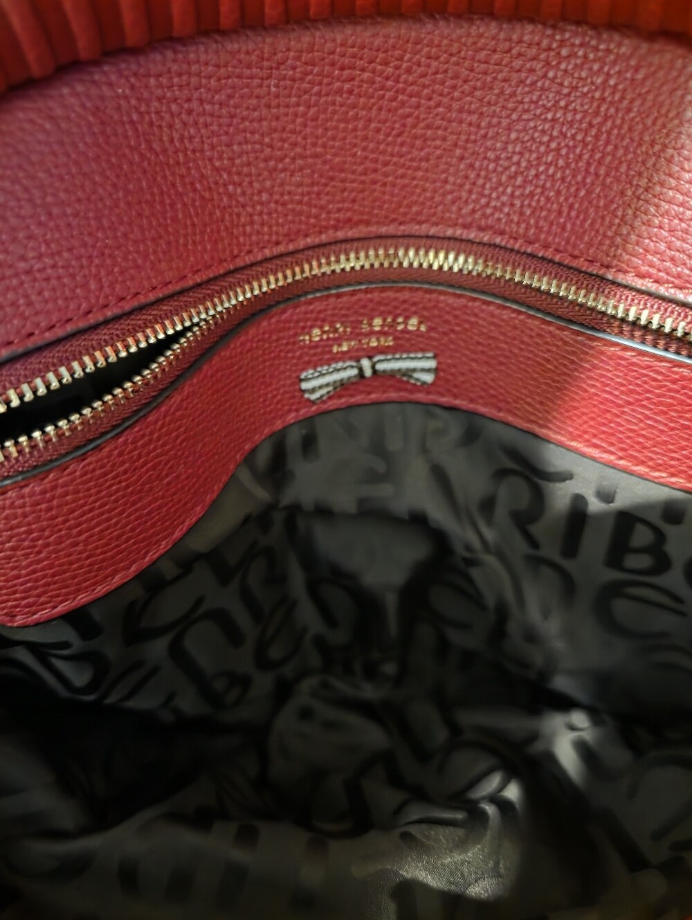 Henri Bendel Modern Icon Satchel in red (often listed as "Sundried Tomato") - Picture 3 of 13